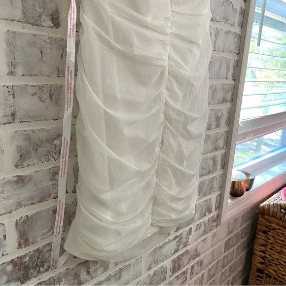 Missguided • Ivory Mesh Tie Shoulder Corset Mini Dress • Sweetheart Neckline - Picture 14 of 14